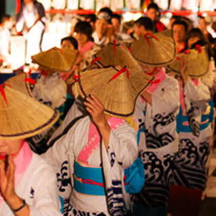 福井県坂井市三国町　帯のまち流し